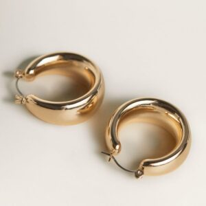 Gold Round Earrings